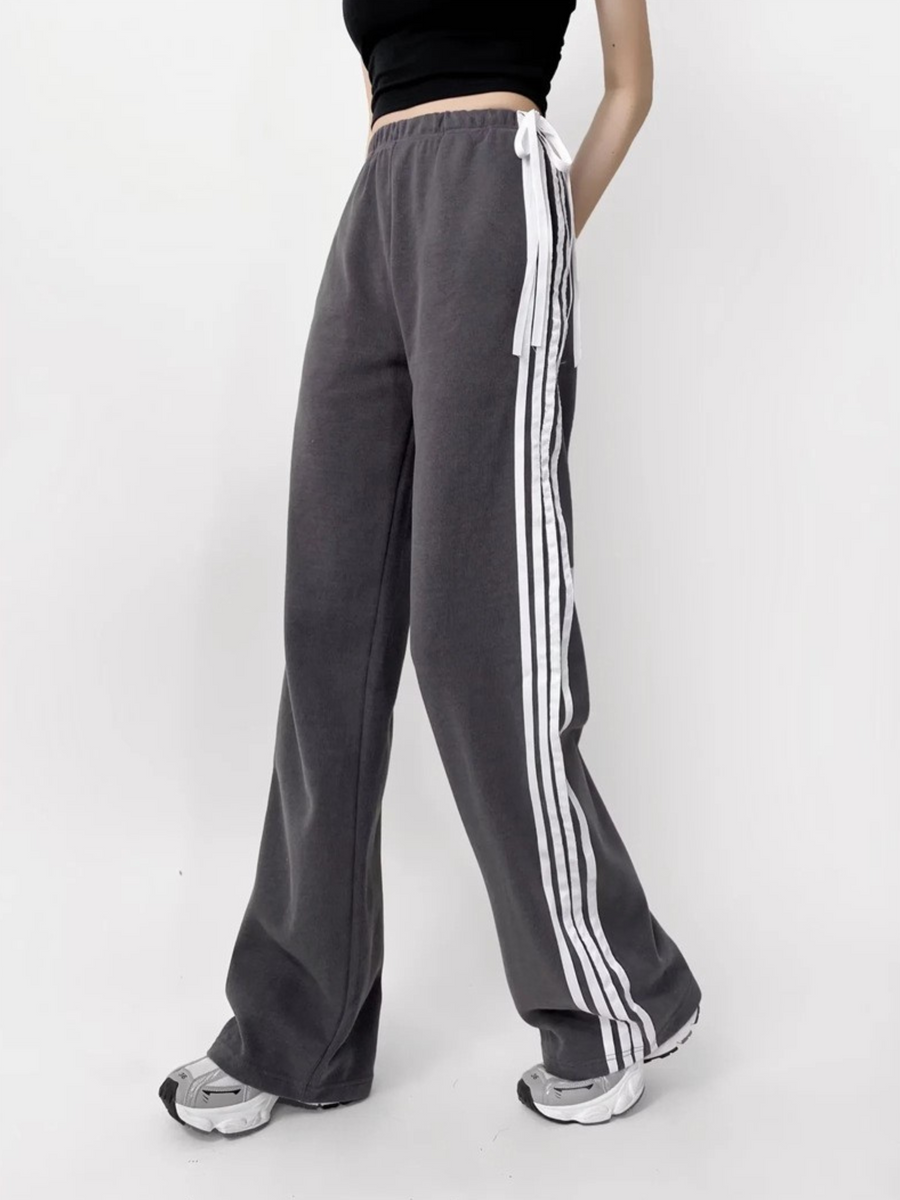 ThornPoint - Women's Elastic Waist Butterfly Bow Sports Pants
