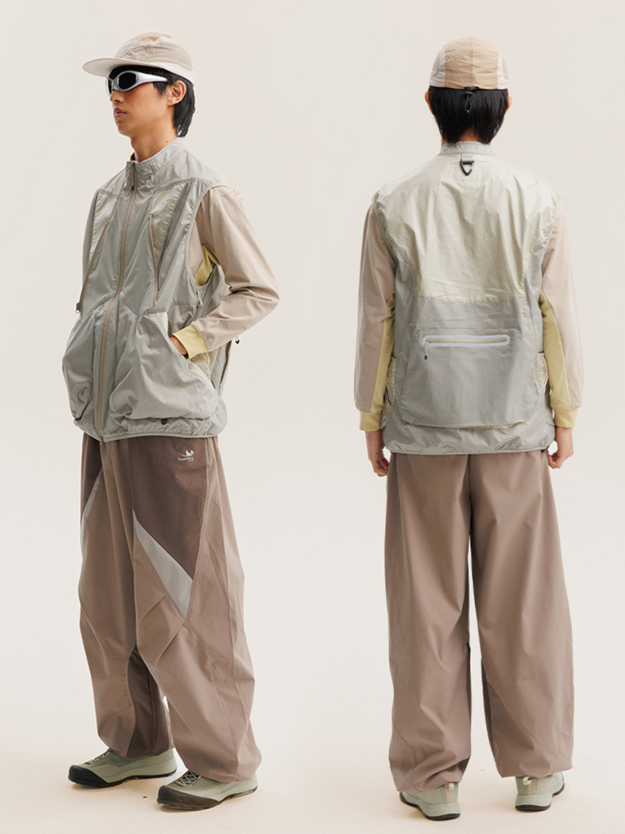 GT ONE - Unisex Water-Repellent Detachable Shell Jacket