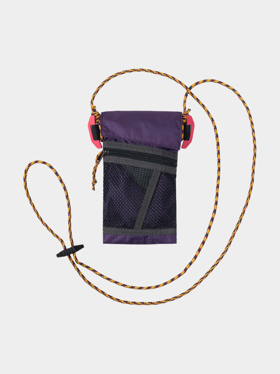 Snowthorn - Mini Water-Repellent Vertical Crossbody Phone Bag