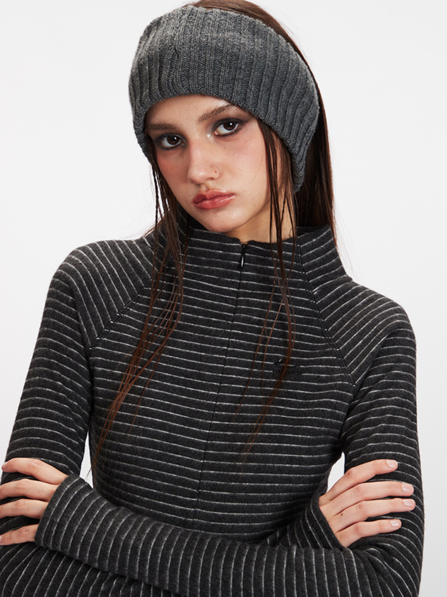 Cavebend - Women's Striped Stand-Collar Slim-Fit Long-Sleeve