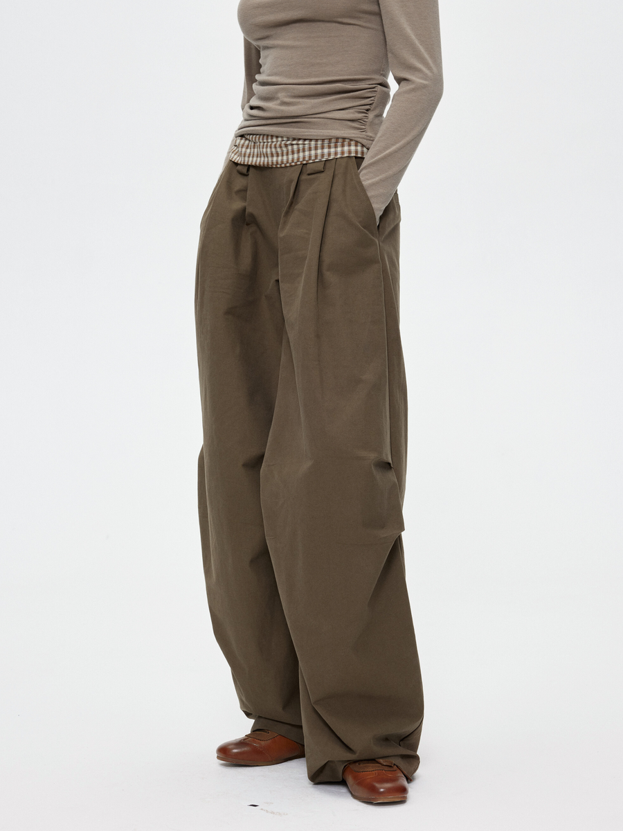 Terracast - Women's Pleated Panelled Waist Straight-Leg Pants