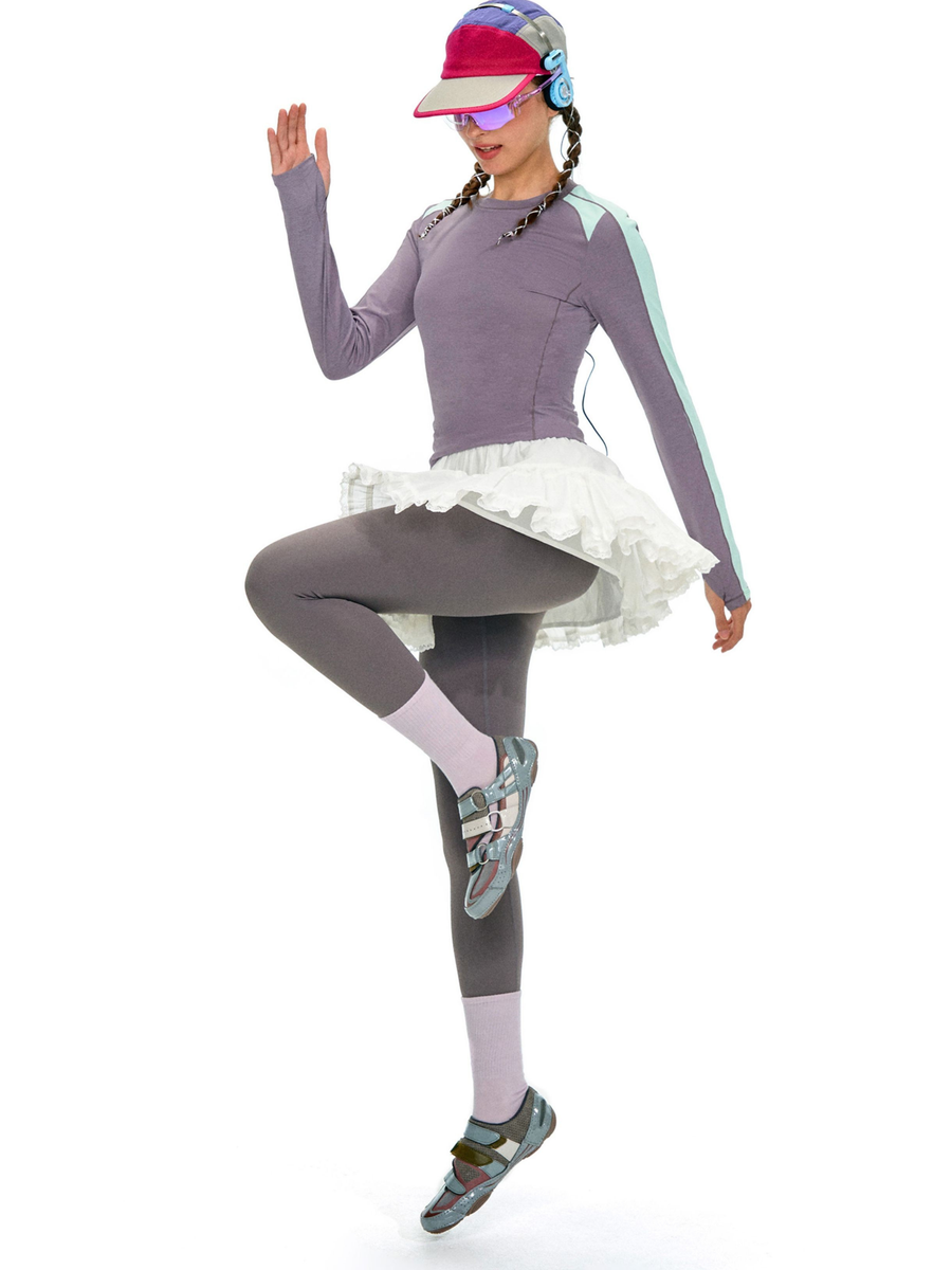 Moonfire - Moisture-Wicking Colorblock Fitted Base Layer Top